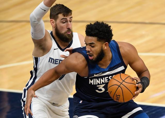 kaiyunapp -明尼苏达森林狼发布备战花絮，国际比赛日战术微调，荷甲任务艰巨，纪律约束更严格(李凯尔与明尼苏达森林狼队完成签约)